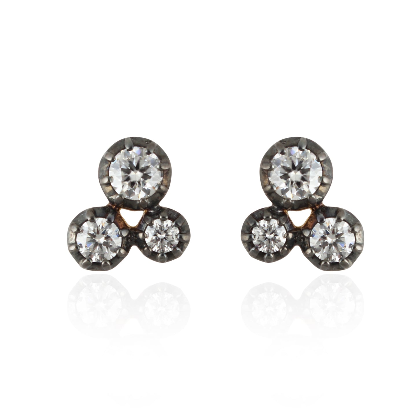 Prism Moissanite Earring in Gold
