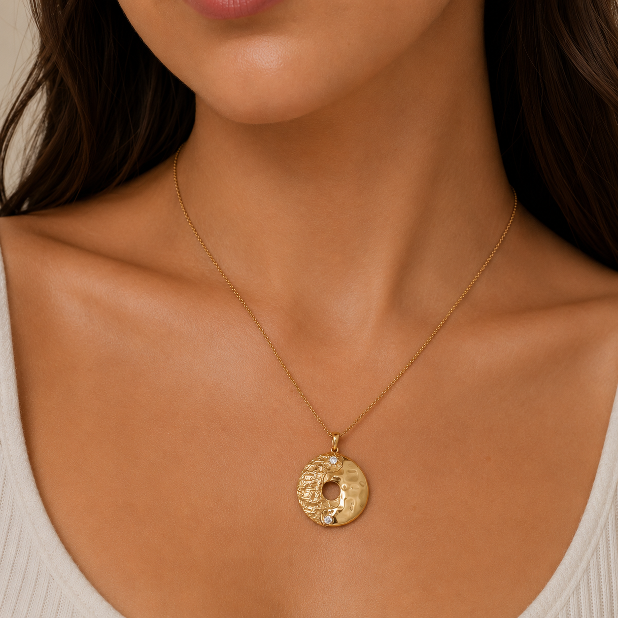 Hammered Halo Pendant