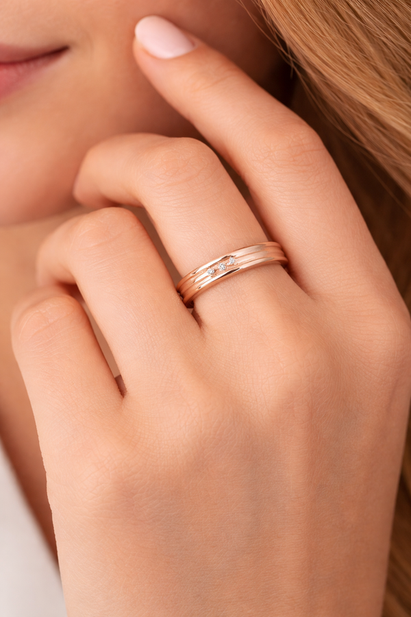 Unclouded Diamond Ring