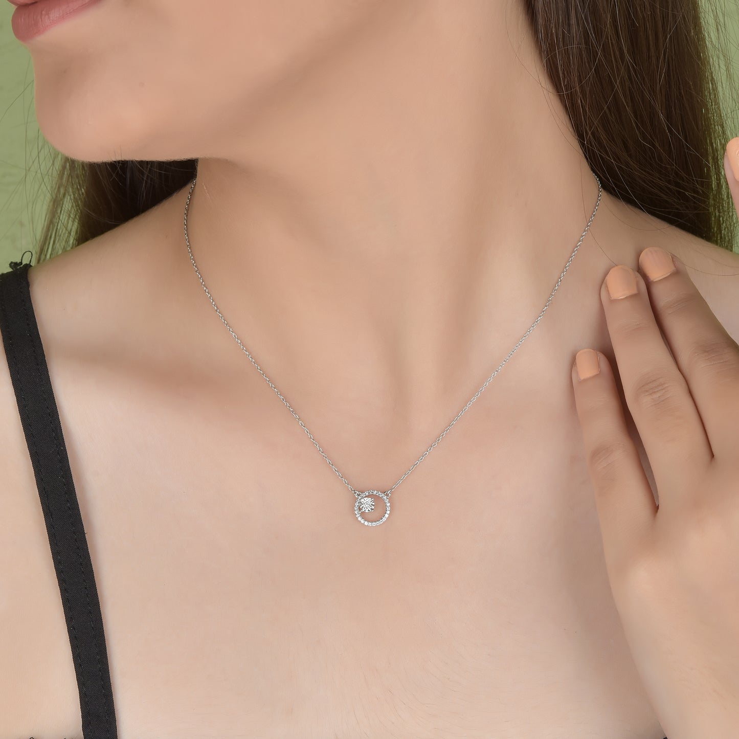 Reverie Diamond Necklace in White Gold