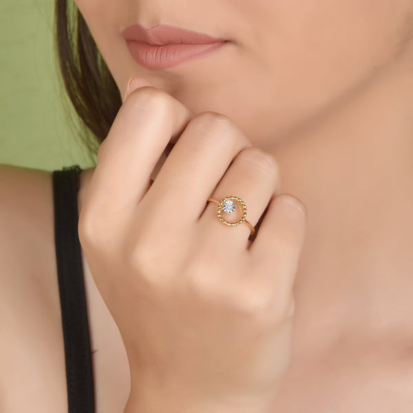 Éclat Diamond Ring in Yellow Gold