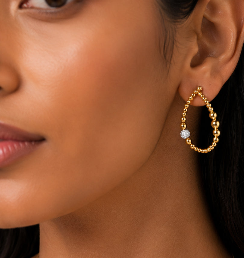 Radiant Diamond Earring in Yellow Gold