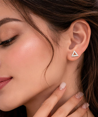 Delectable Diamond Earring